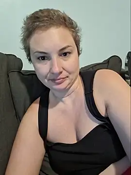 MrsRobinsonnn webkamerás műsora