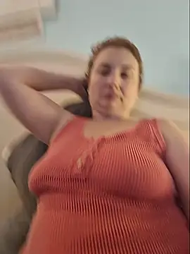 Chatroom XXX en direct de MrsRobinsonnn