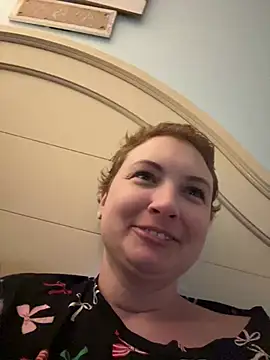 MrsRobinsonnn Chat XXX in diretta