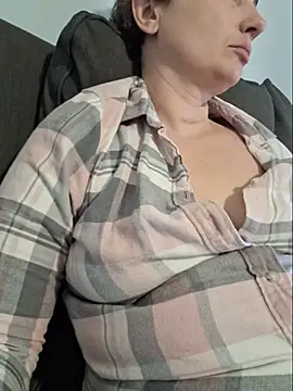 Chatroom XXX en direct de MrsRobinsonnn