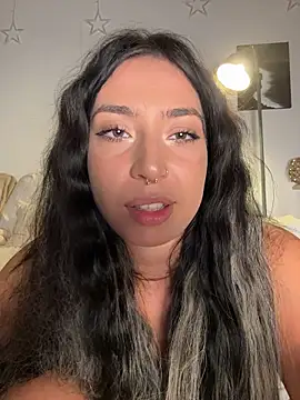 KimArts Show in webcam