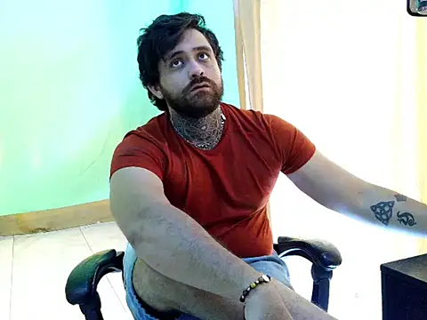 Show de aronmiller404 na webcam