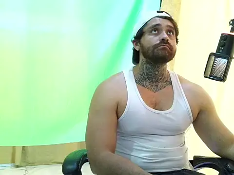 عرض كام aronmiller404