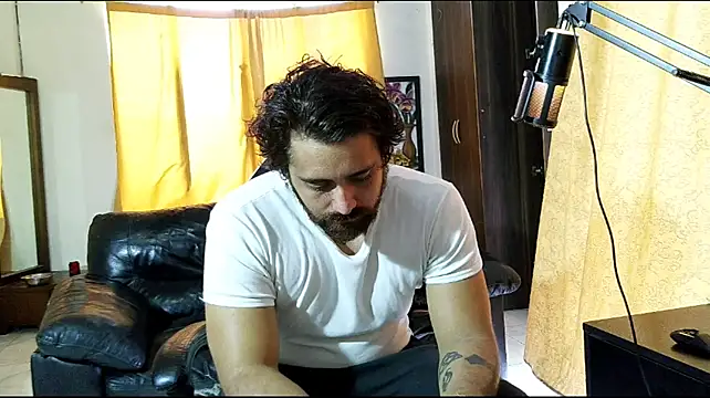aronmiller404 Webcam-Show