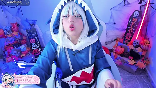 Chat XXX en directo de Ahri_Elderwood