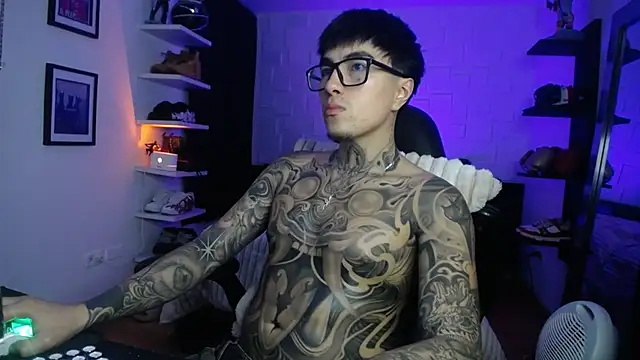 Pokazy przed kamerką – jung_dragon