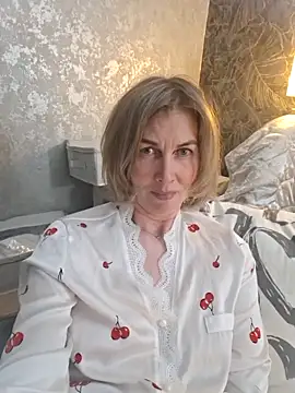 stellahere8 Live XXX Chat