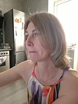 stellahere8 Live XXX Chat