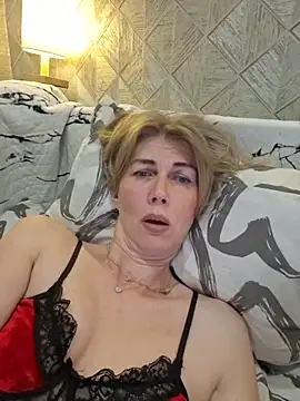 stellahere8's Live XXX Chat