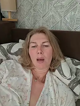 stellahere8 – Live XXX-chat