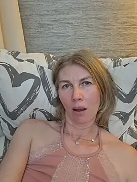 XXX chat uživo modela stellahere8