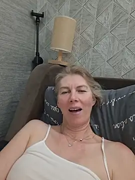 stellahere8 Chat XXX live