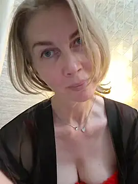 stellahere8 Chat XXX in diretta