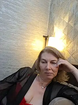 stellahere8's Live XXX Chat