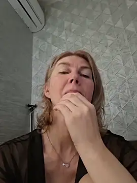 stellahere8 Chat XXX live