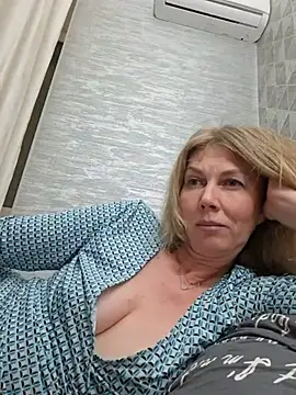stellahere8 Chat XXX in diretta