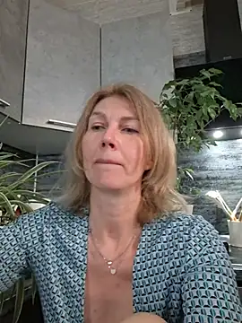 Chatroom XXX en direct de stellahere8
