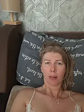 Živý XXX chat stellahere8