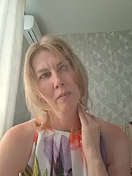 Chat XXX Live stellahere8