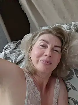 stellahere8 Chat XXX in diretta