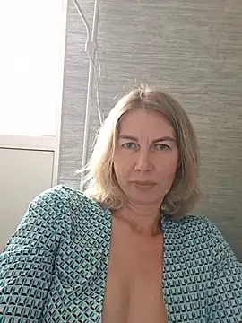 stellahere8n Live XXX chat