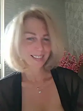stellahere8 Chat XXX live