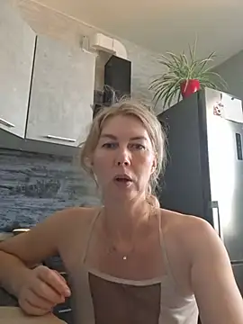 stellahere8's Live XXX Chat