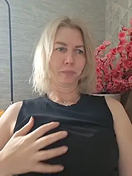 Živý XXX chat stellahere8
