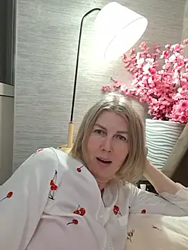 XXX chat uživo modela stellahere8