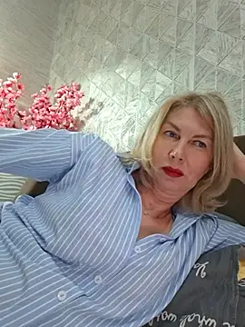 stellahere8n Live XXX chat