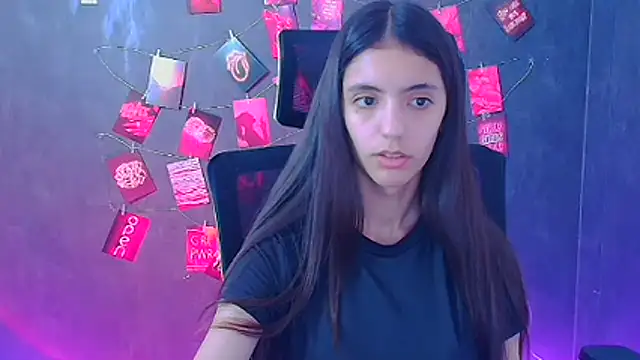 Chat XXX ao vivo de Aishell_