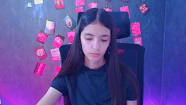 Chat XXX ao vivo de Aishell_
