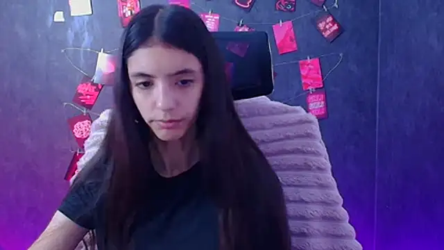 Aishell_'s Live XXX Chat