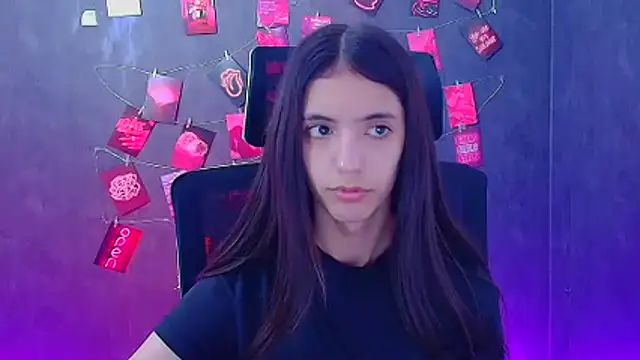 Chat XXX en directo de Aishell_