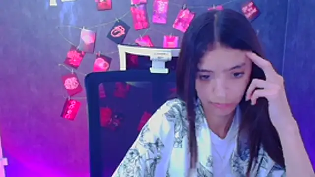 Aishell_ – Naživo XXX chat