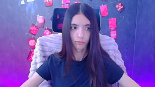 Aishell_ Chat XXX live