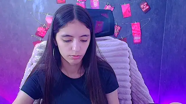Chat XXX en directo de Aishell_