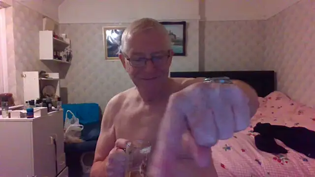 shaun63m Pertunjukan Webcam