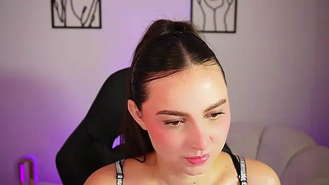 AliceHarper_'s Live XXX Chat