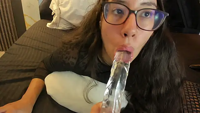 CoralineSanchez's Webcam Show