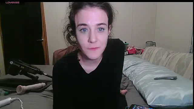rileyyb_ Show in webcam