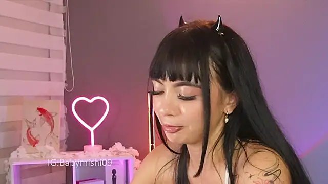 Babymishi's Webcam Show