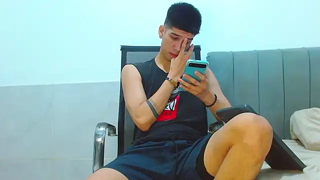 jhony-sex Chat XXX in diretta