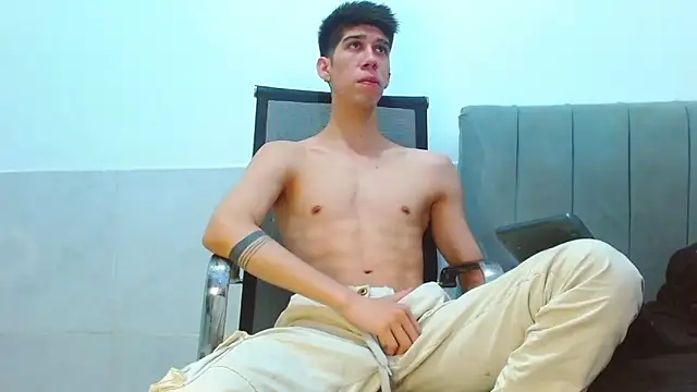 XXX chat uživo modela jhony-sex