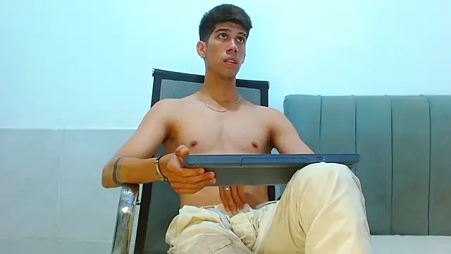jhony-sex webcam show