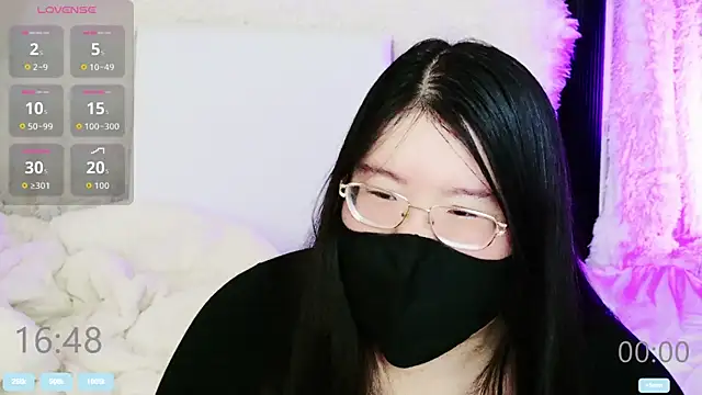 Kara-Nuna's Live XXX Chat