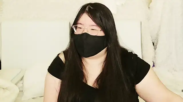 Kara-Nuna Live XXX-Chat