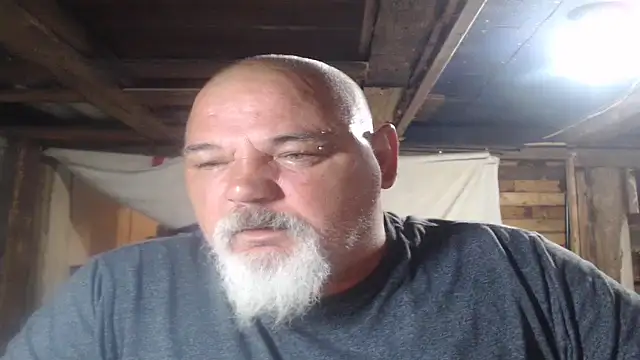 Newfiesausage1972's Webcam Show