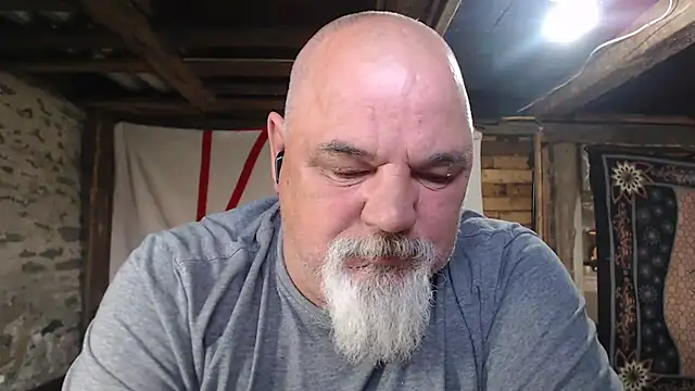 Show Webcam de Newfiesausage1972