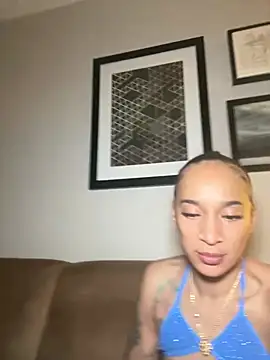Shuggabutt Show in webcam